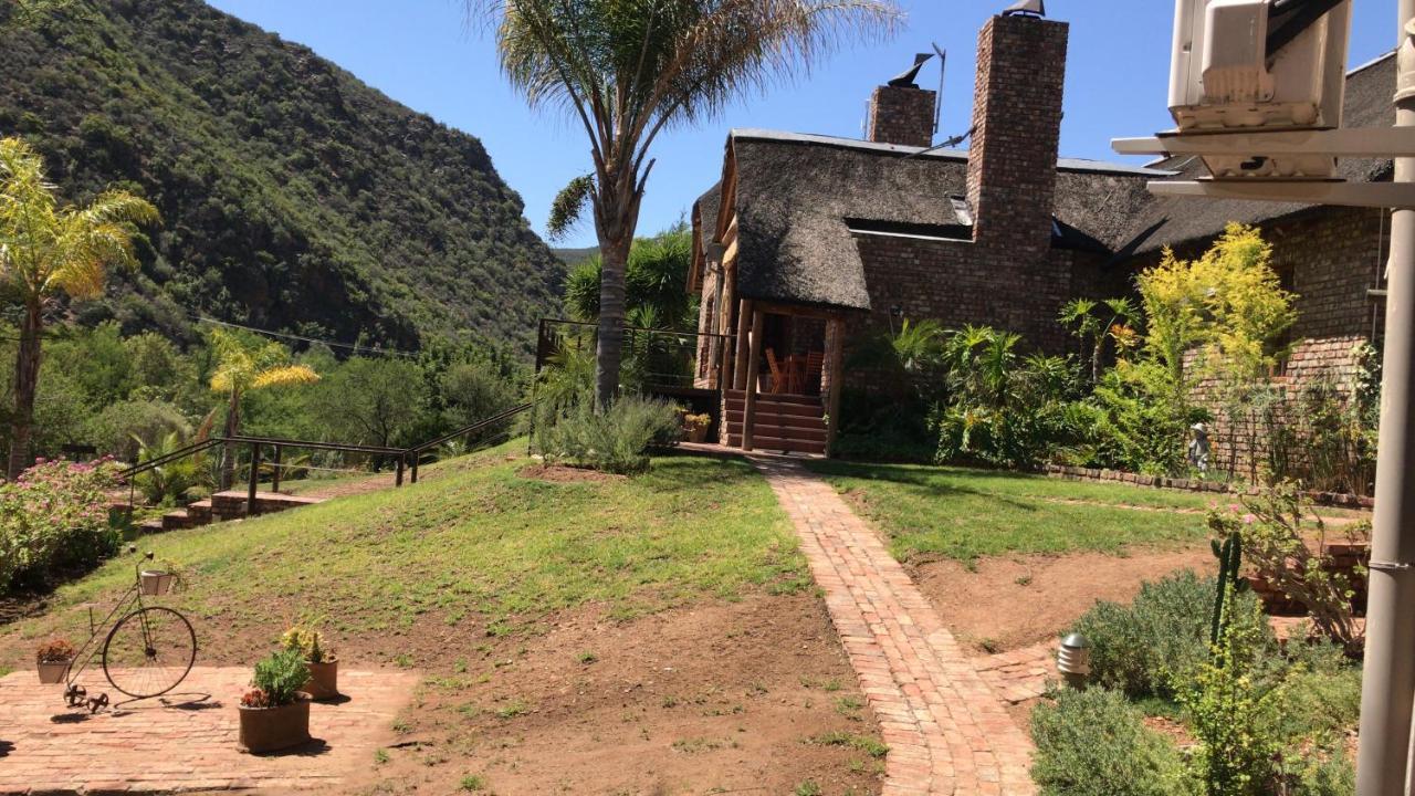 Stonebreaker Lodge Oudtshoorn Exterior photo