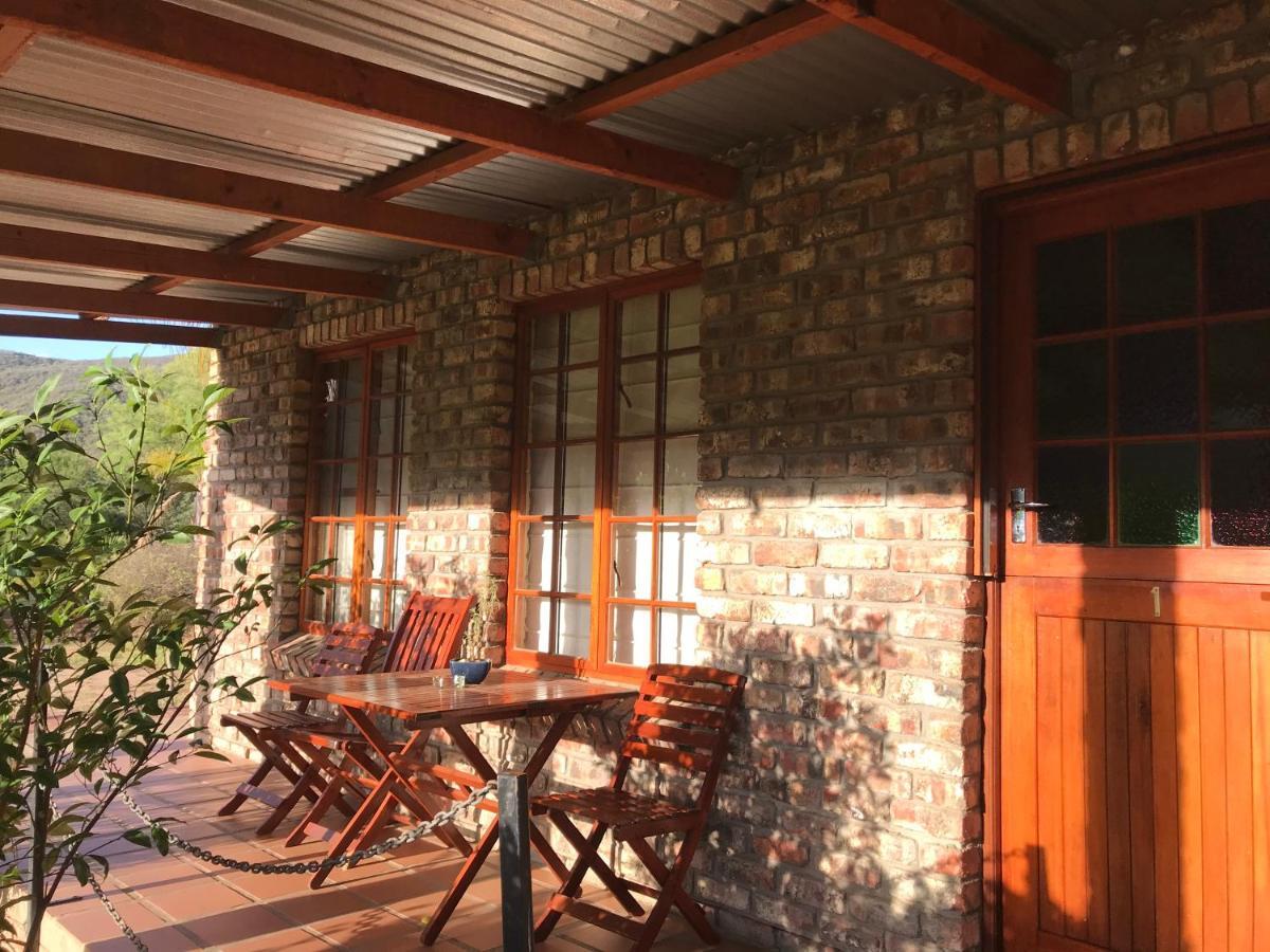 Stonebreaker Lodge Oudtshoorn Exterior photo